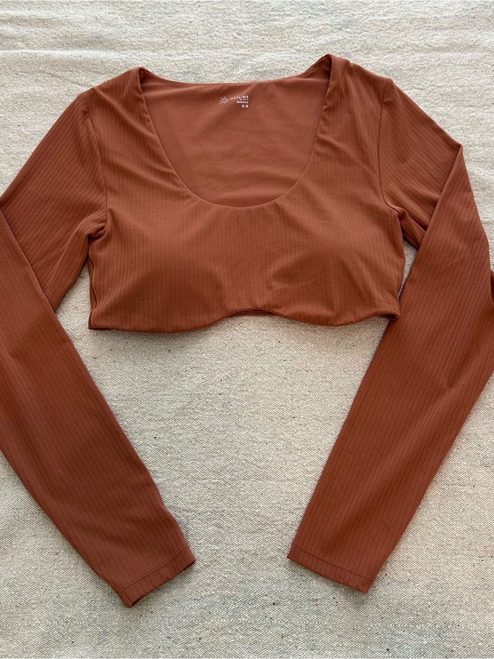2 Women’s Ribbed Scoop Neck Long Sleeve Crop Top - Rust & Black